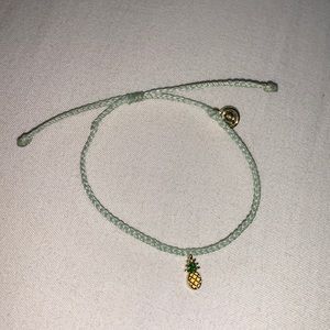 Green pineapple pura vida bracelet